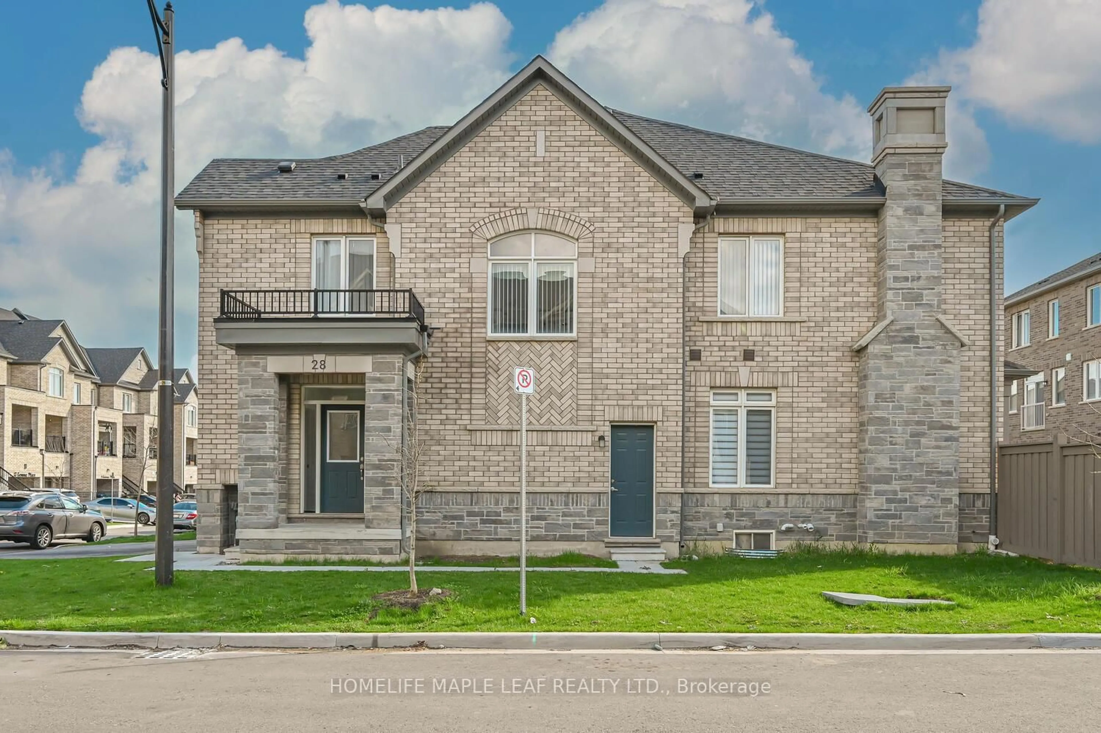 Home with brick exterior material, street for 28 Gemma Pl, Brampton Ontario L6Z 1X9