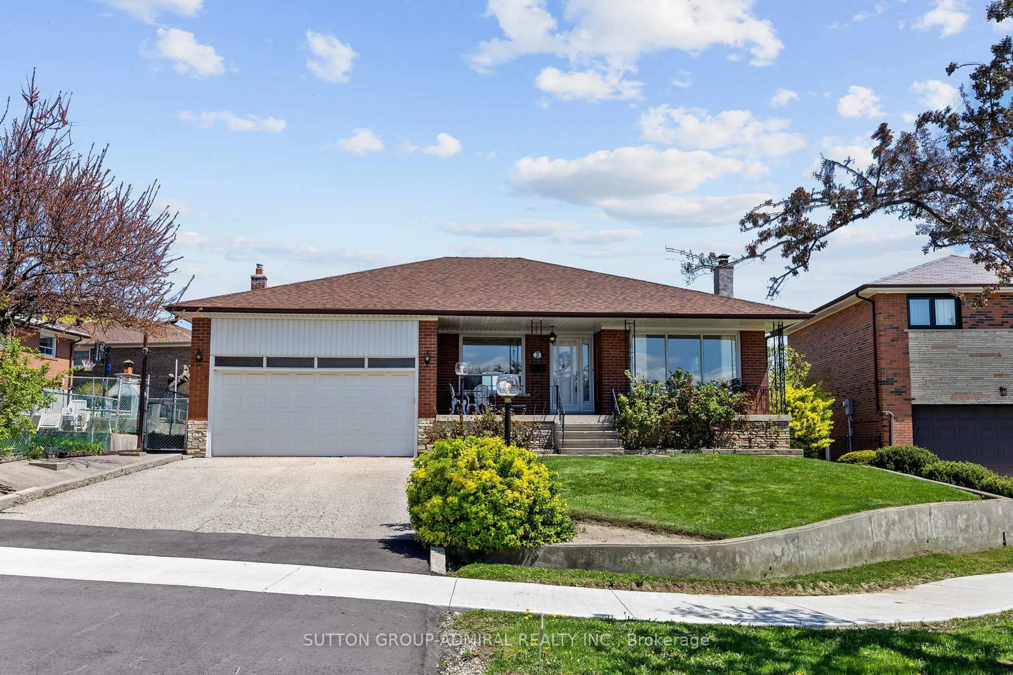 Home with brick exterior material, street for 3 Shortridge Crt, Toronto Ontario L4L 8C4
