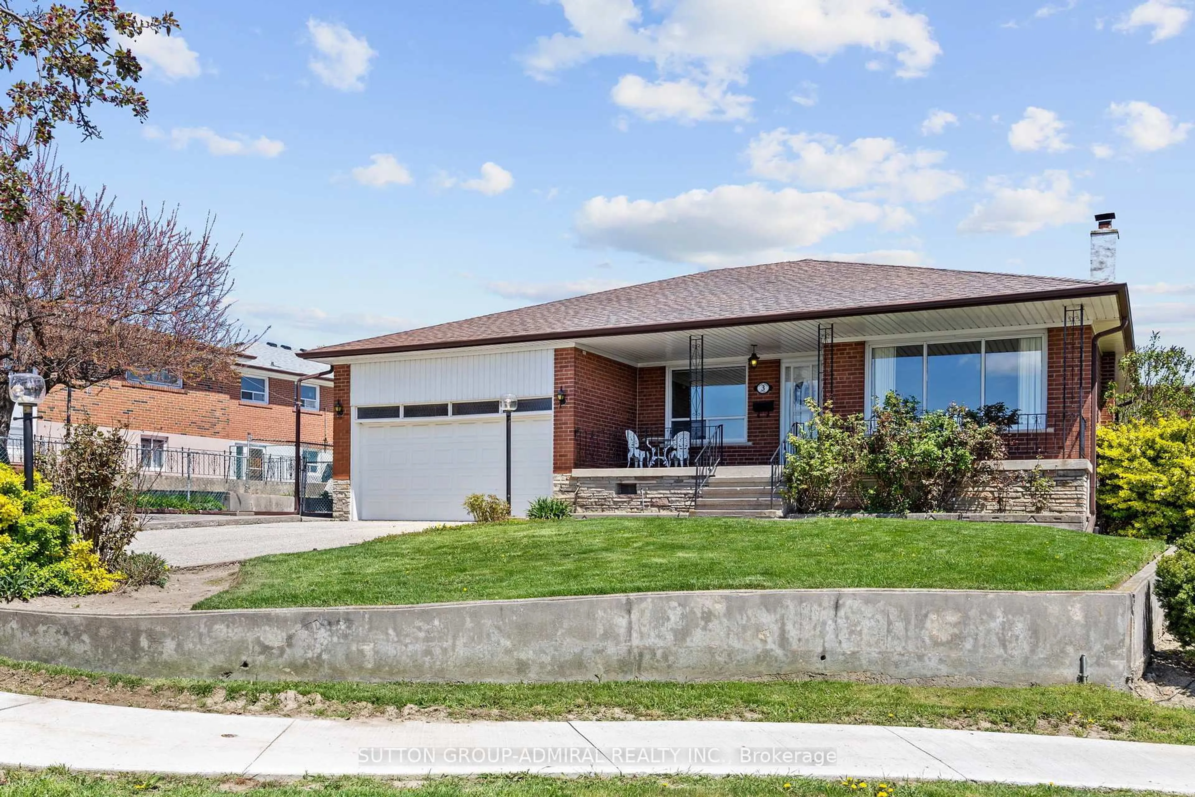 Home with brick exterior material, street for 3 Shortridge Crt, Toronto Ontario L4L 8C4