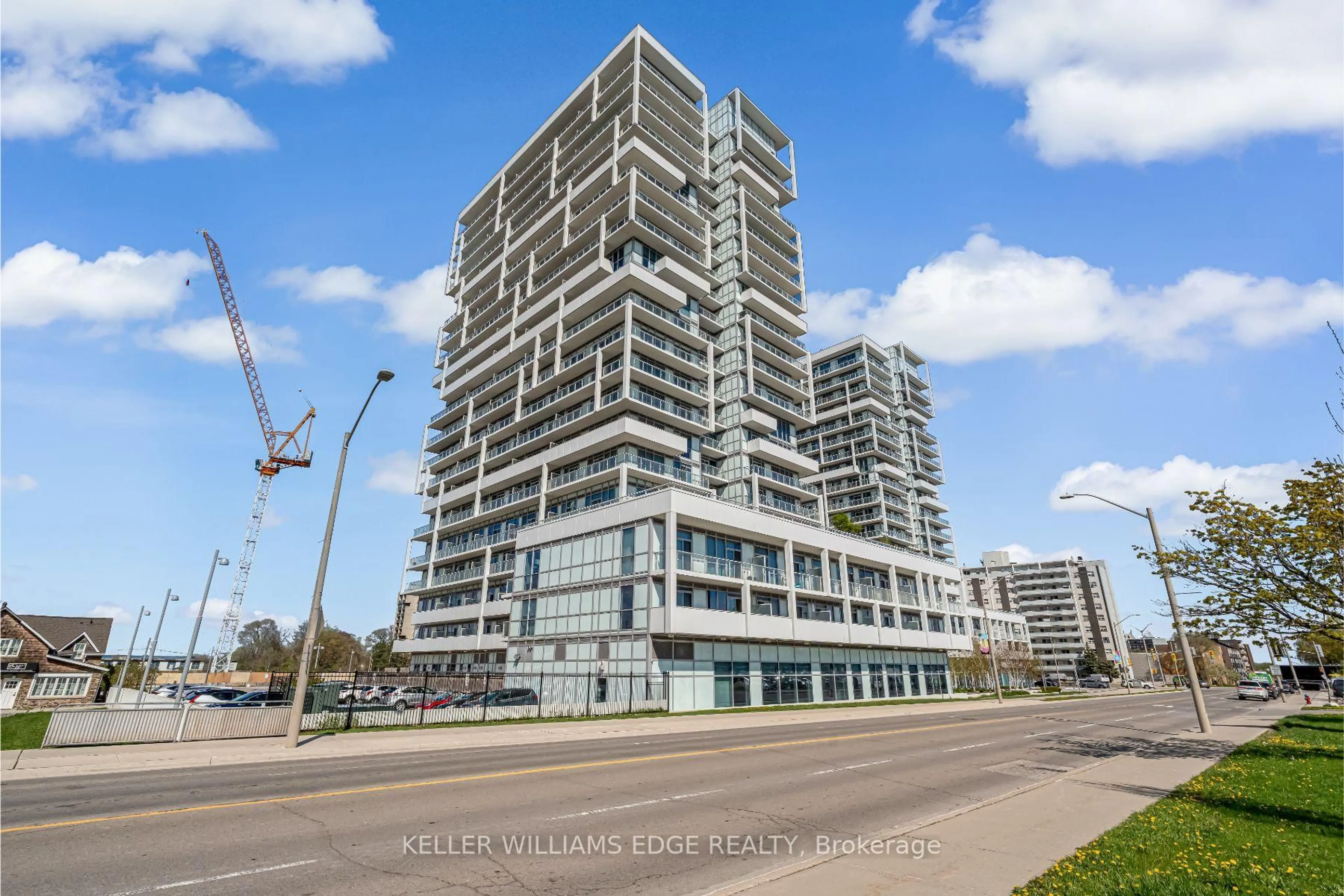 Unknown for 65 Speers Rd #413, Oakville Ontario L6K 0J1