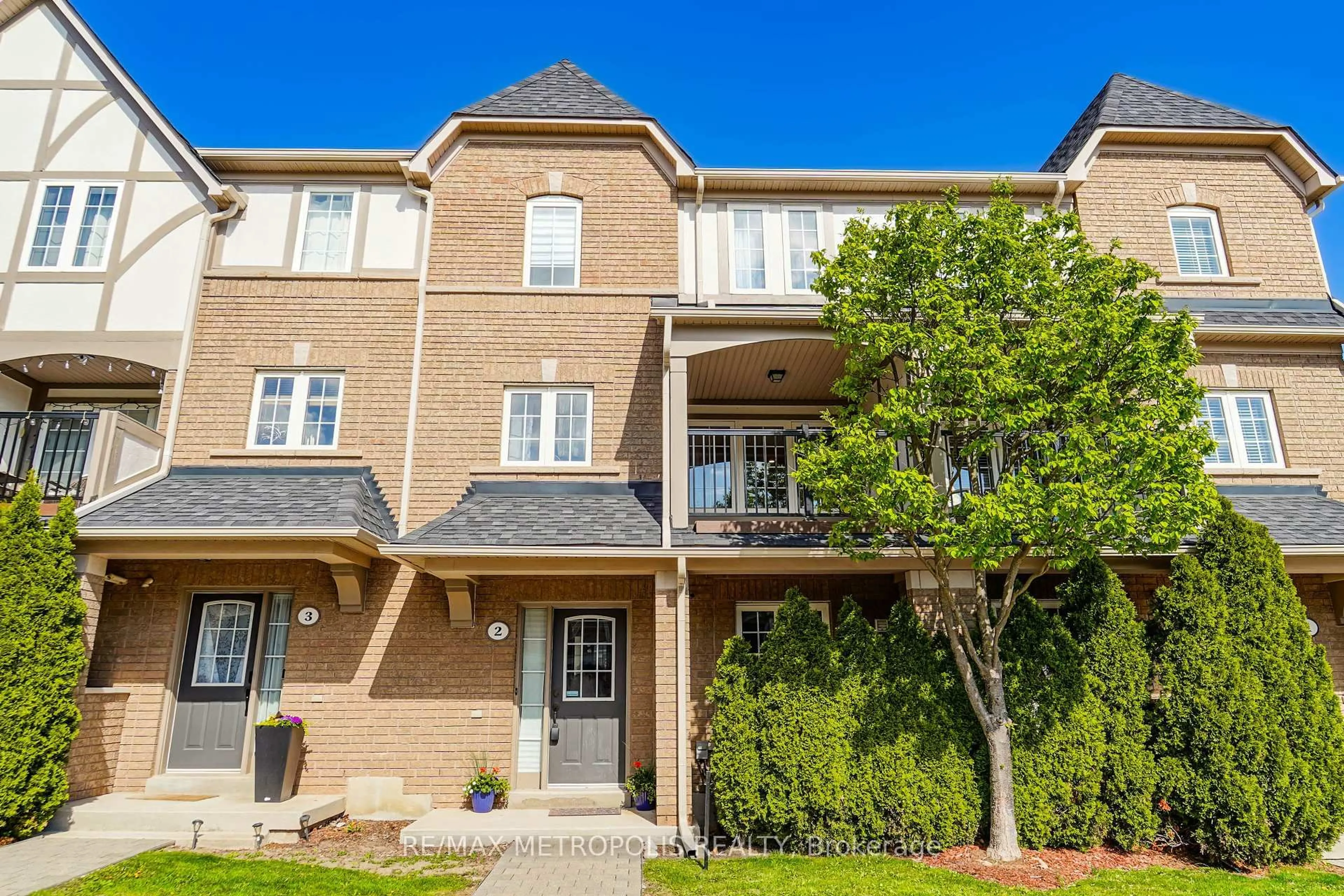 Home with brick exterior material, street for 2361 Parkhaven Blvd #2, Oakville Ontario L6H 7S7