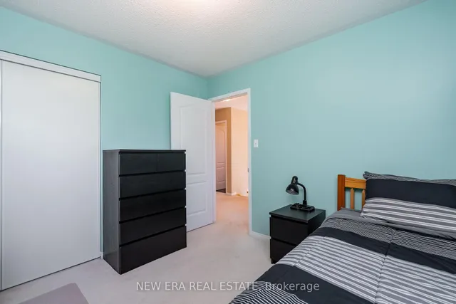 Additional property image - 275 Cresthaven Rd