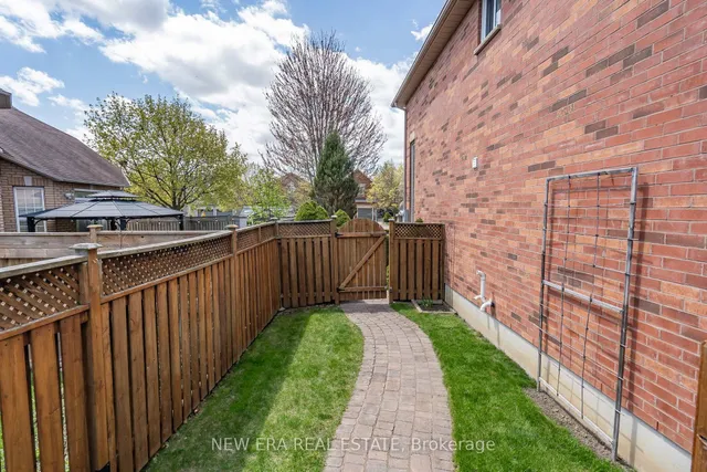 Additional property image - 275 Cresthaven Rd