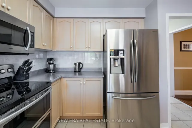 Additional property image - 275 Cresthaven Rd