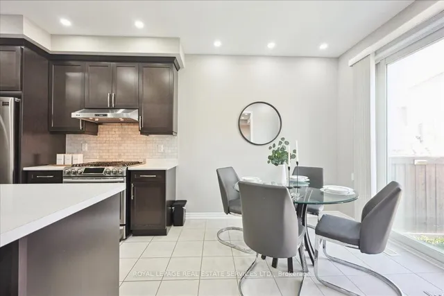 Additional property image - 1335 Rose Way