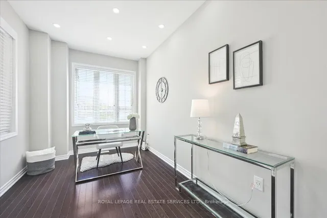 Additional property image - 1335 Rose Way