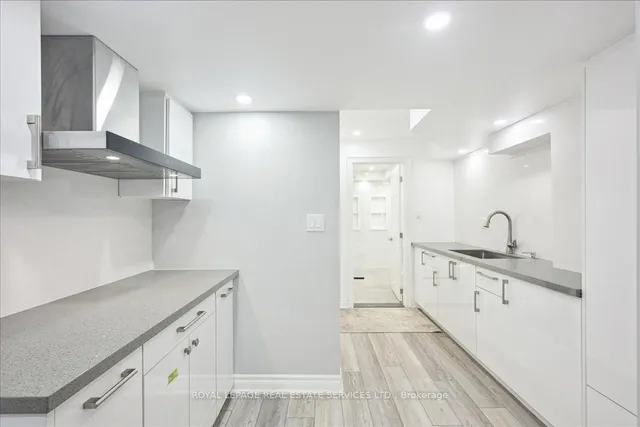 Additional property image - 1335 Rose Way