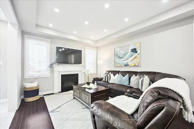 Additional property image - 1335 Rose Way