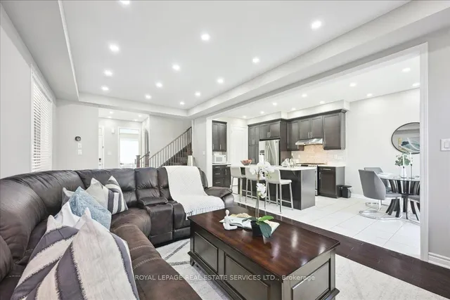 Additional property image - 1335 Rose Way