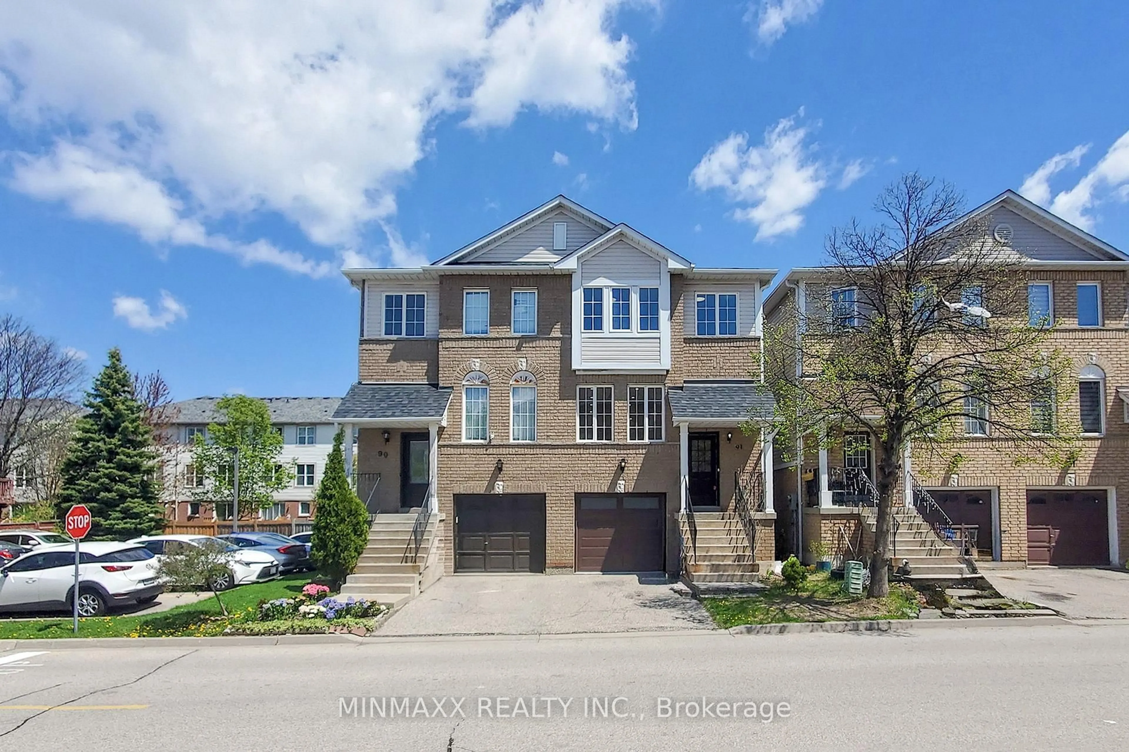 Home with brick exterior material, street for 1480 Britannia Rd #91, Mississauga Ontario L5V 2K4