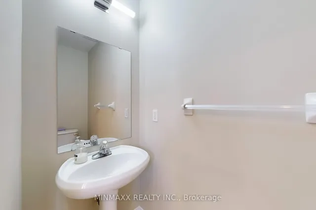 Additional property image - 1480 Britannia Rd Unit 91