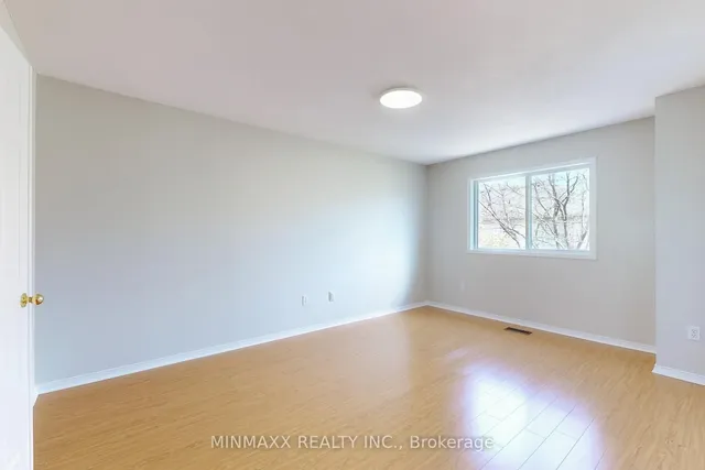 Additional property image - 1480 Britannia Rd Unit 91
