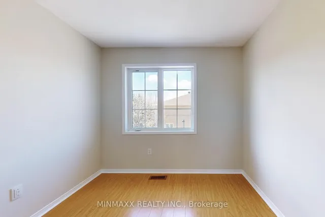 Additional property image - 1480 Britannia Rd Unit 91