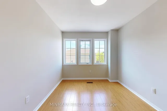 Additional property image - 1480 Britannia Rd Unit 91