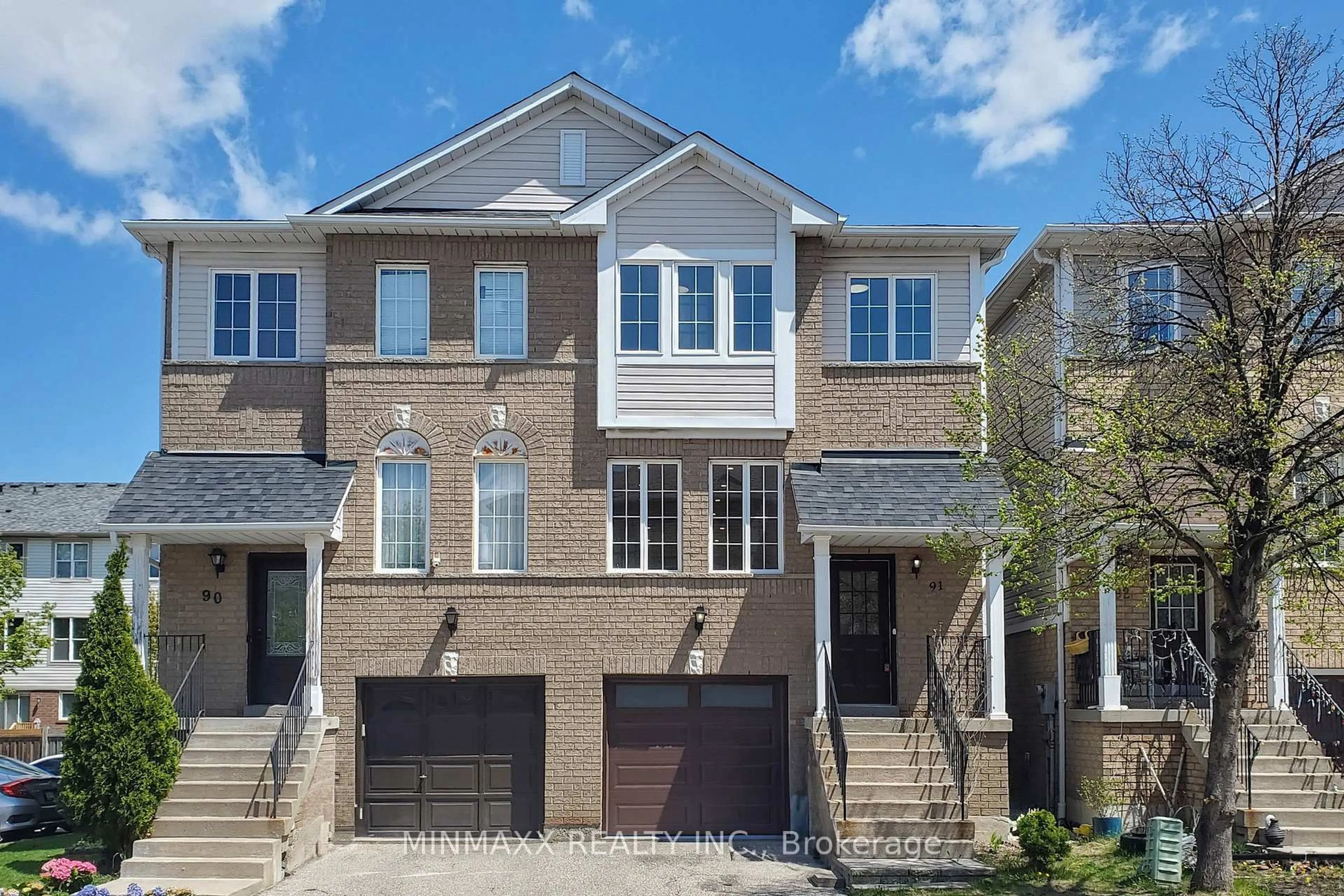 Home with brick exterior material, street for 1480 Britannia Rd #91, Mississauga Ontario L5V 2K4