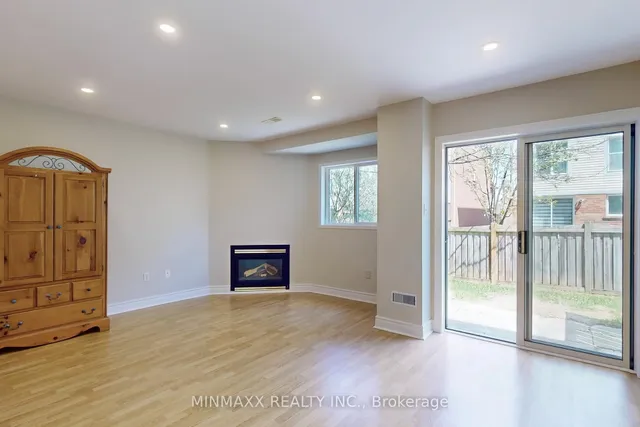 Additional property image - 1480 Britannia Rd Unit 91