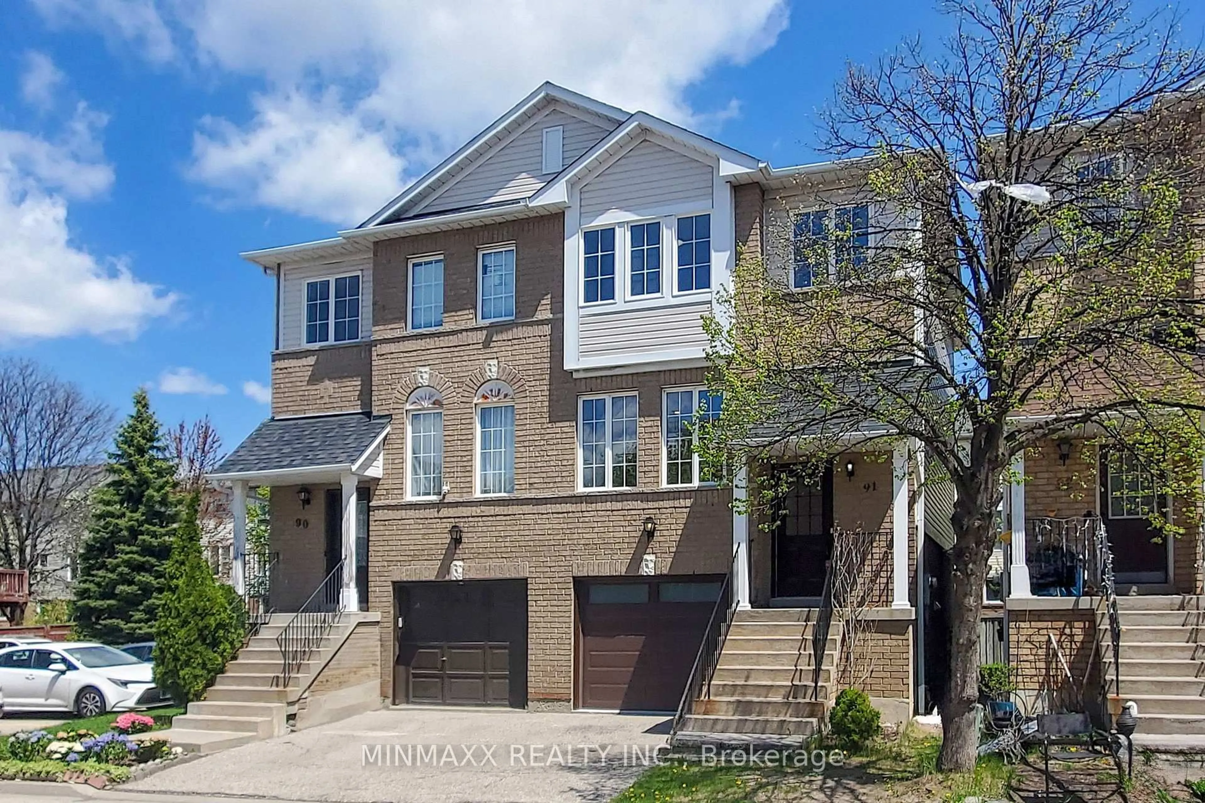 Home with brick exterior material, street for 1480 Britannia Rd #91, Mississauga Ontario L5V 2K4