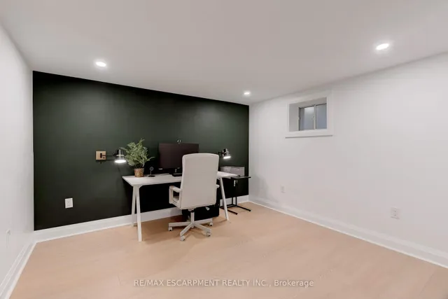 Additional property image - 1366 Augustine Dr