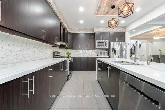 Additional property image - 77 Enford Cres