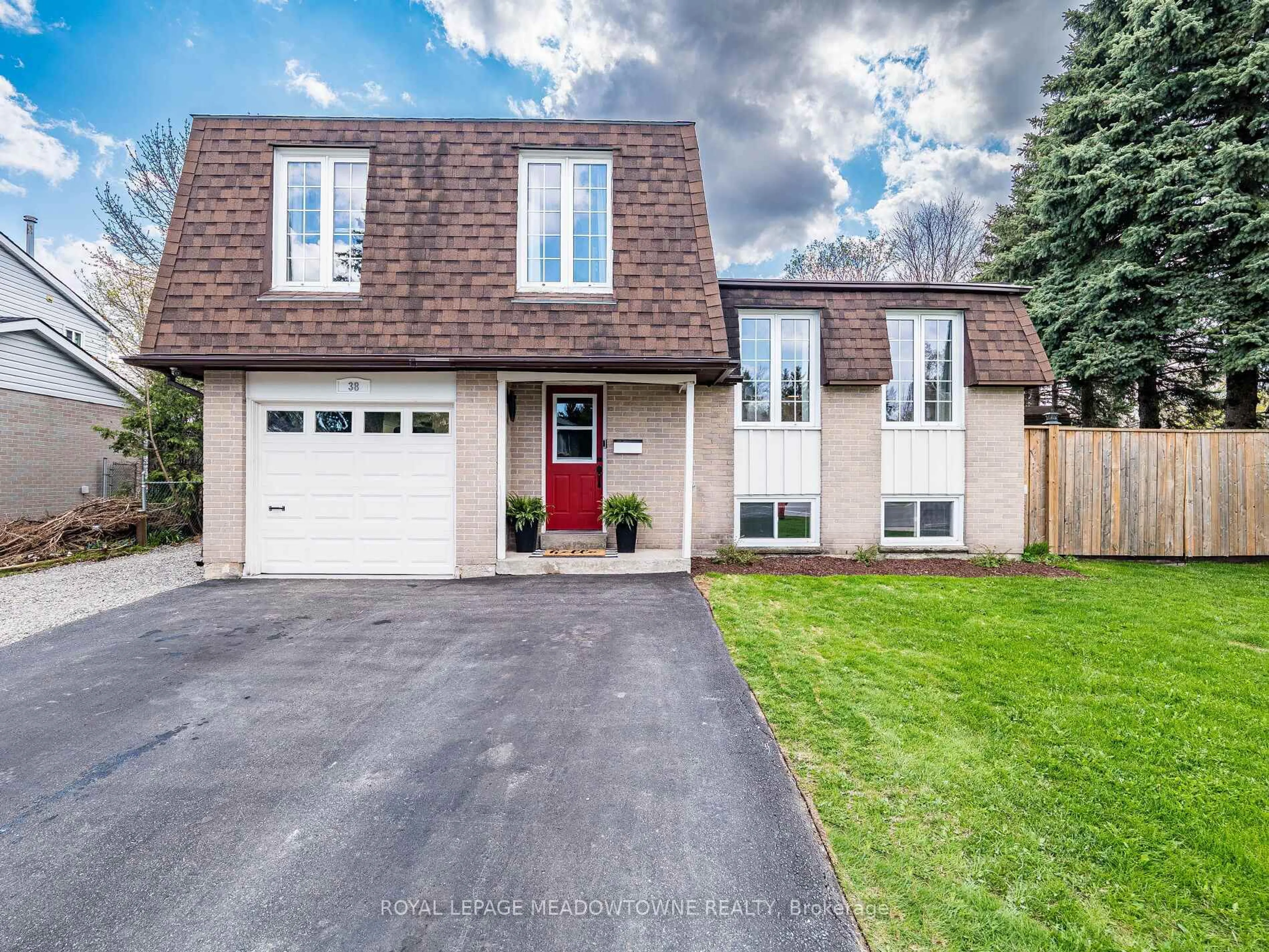 Home with brick exterior material, street for 38 Diane Dr, Orangeville Ontario L9W 3N5