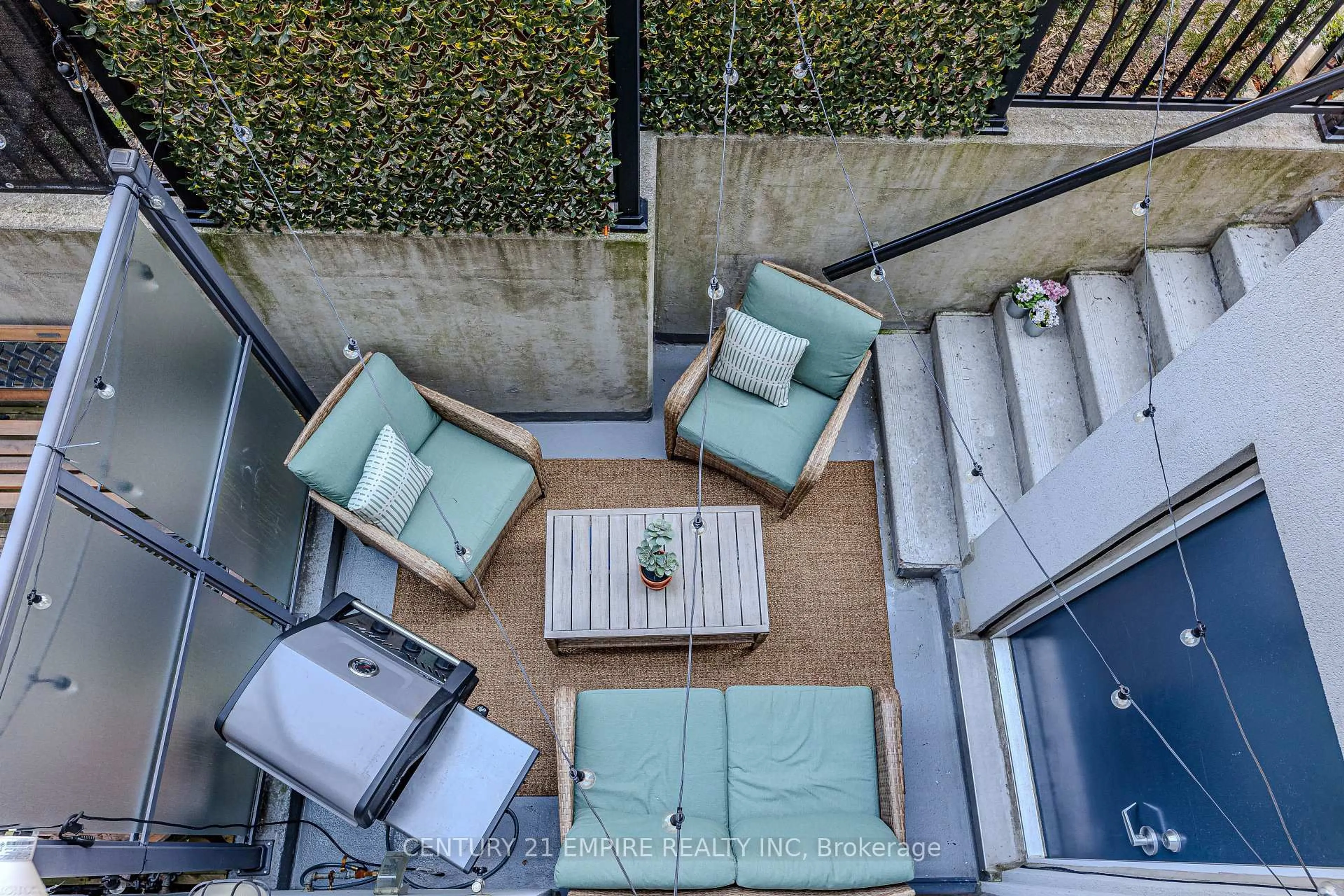 Patio, street for 15 Sousa Mendes St #302, Toronto Ontario M6P 0A9