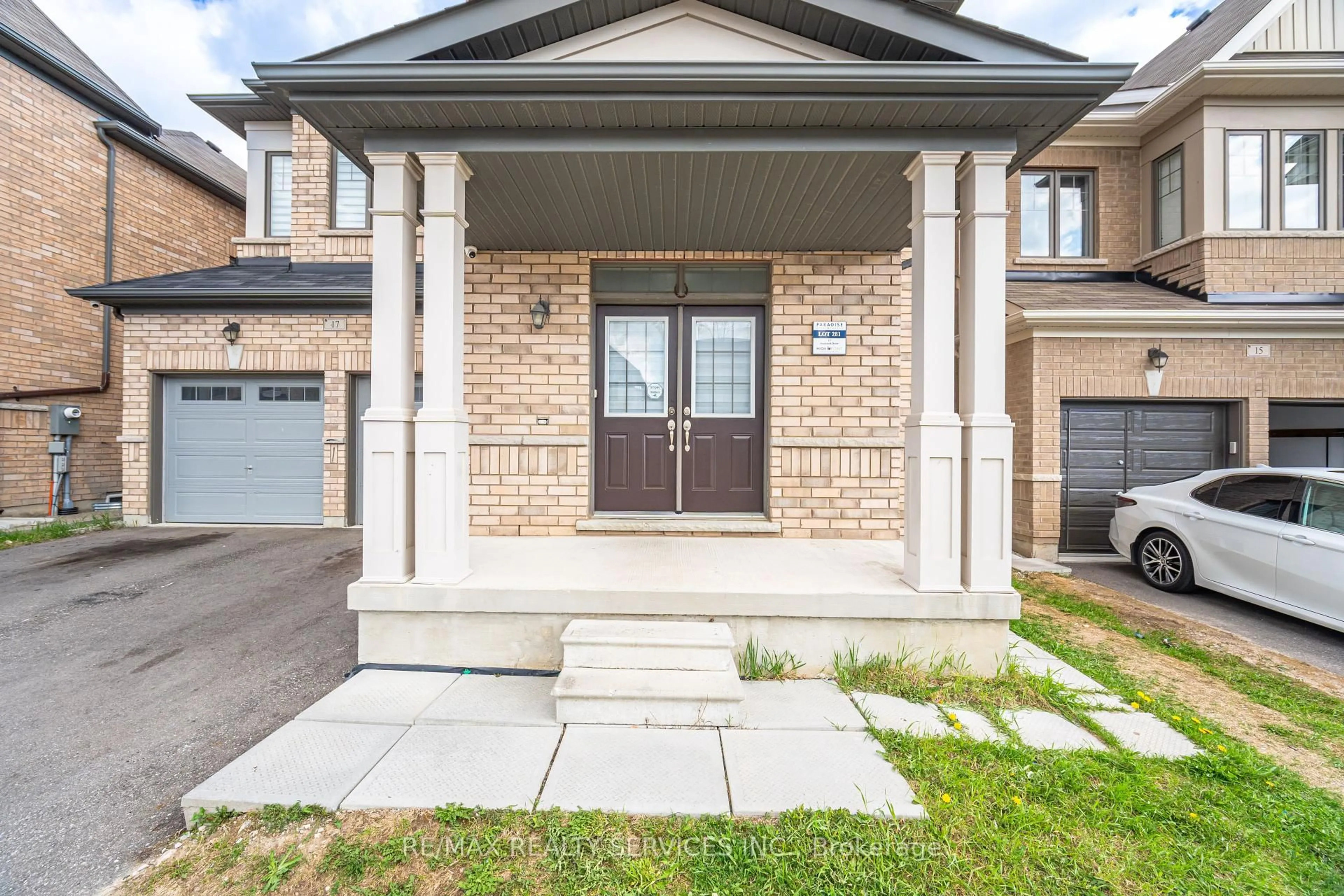 Home with brick exterior material, street for 17 Goderich Dr, Brampton Ontario L7A 5A7