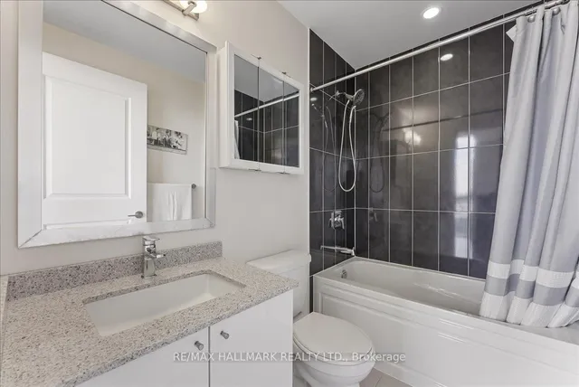 Additional property image - 5033 Four Springs Ave Unit 412