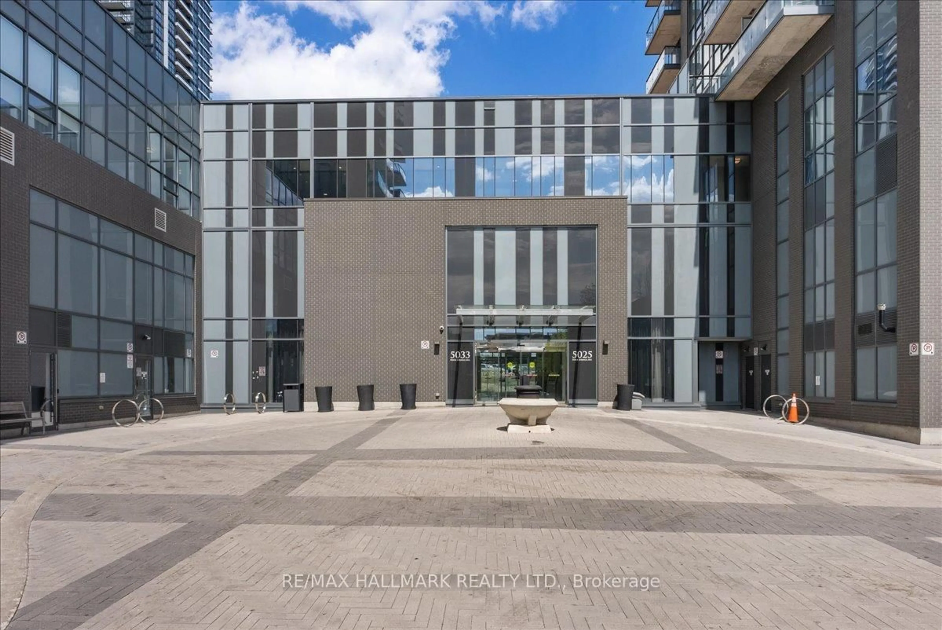 Unknown for 5033 Four Springs Ave #412, Mississauga Ontario L5R 0G6