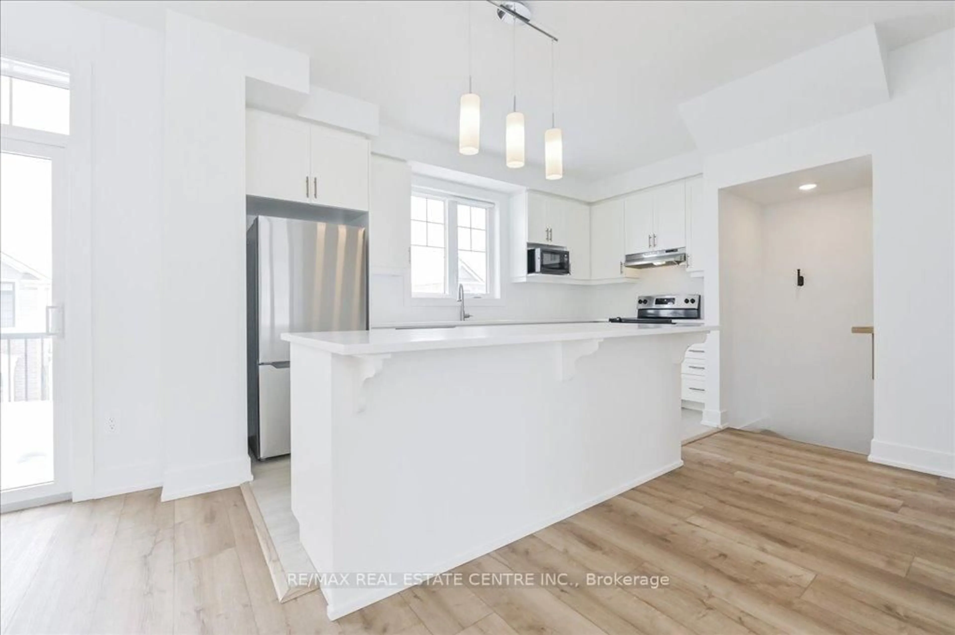 Open concept kitchen, unknown for 690 Broadway Ave #3, Orangeville Ontario L9W 5C8