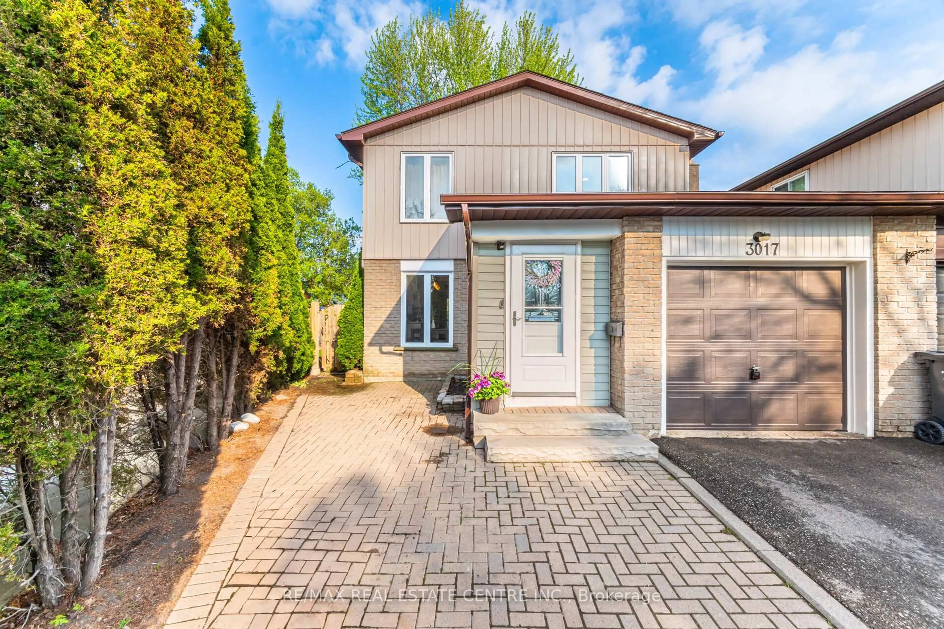 Home with brick exterior material, street for 3017 Glace Bay Rd, Mississauga Ontario L5N 2J9