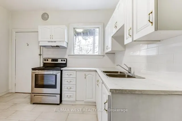 Additional property image - 413 Parkside Dr