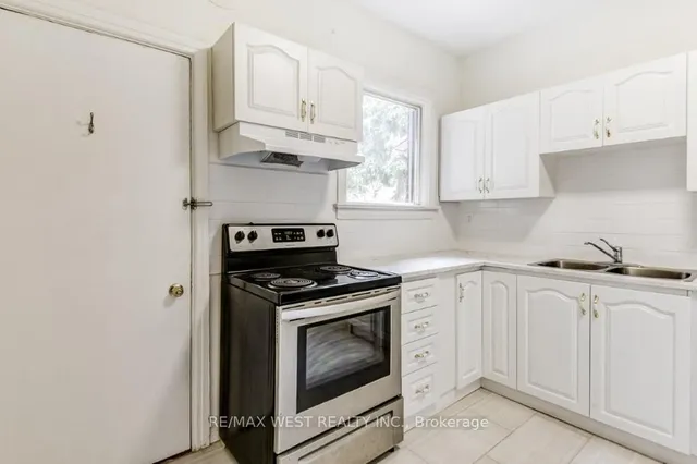Additional property image - 413 Parkside Dr