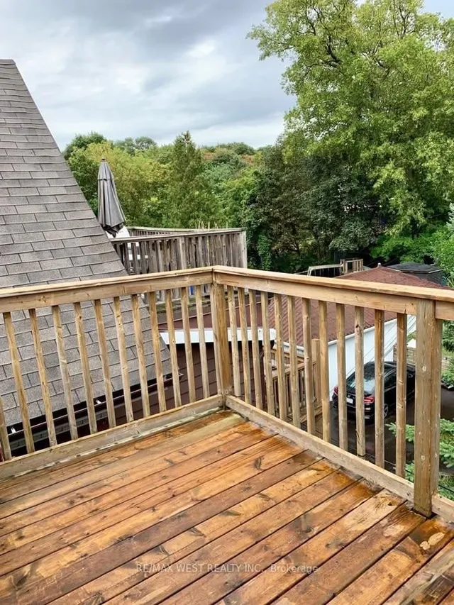 Additional property image - 413 Parkside Dr