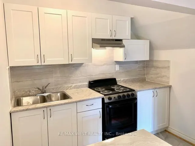 Additional property image - 413 Parkside Dr