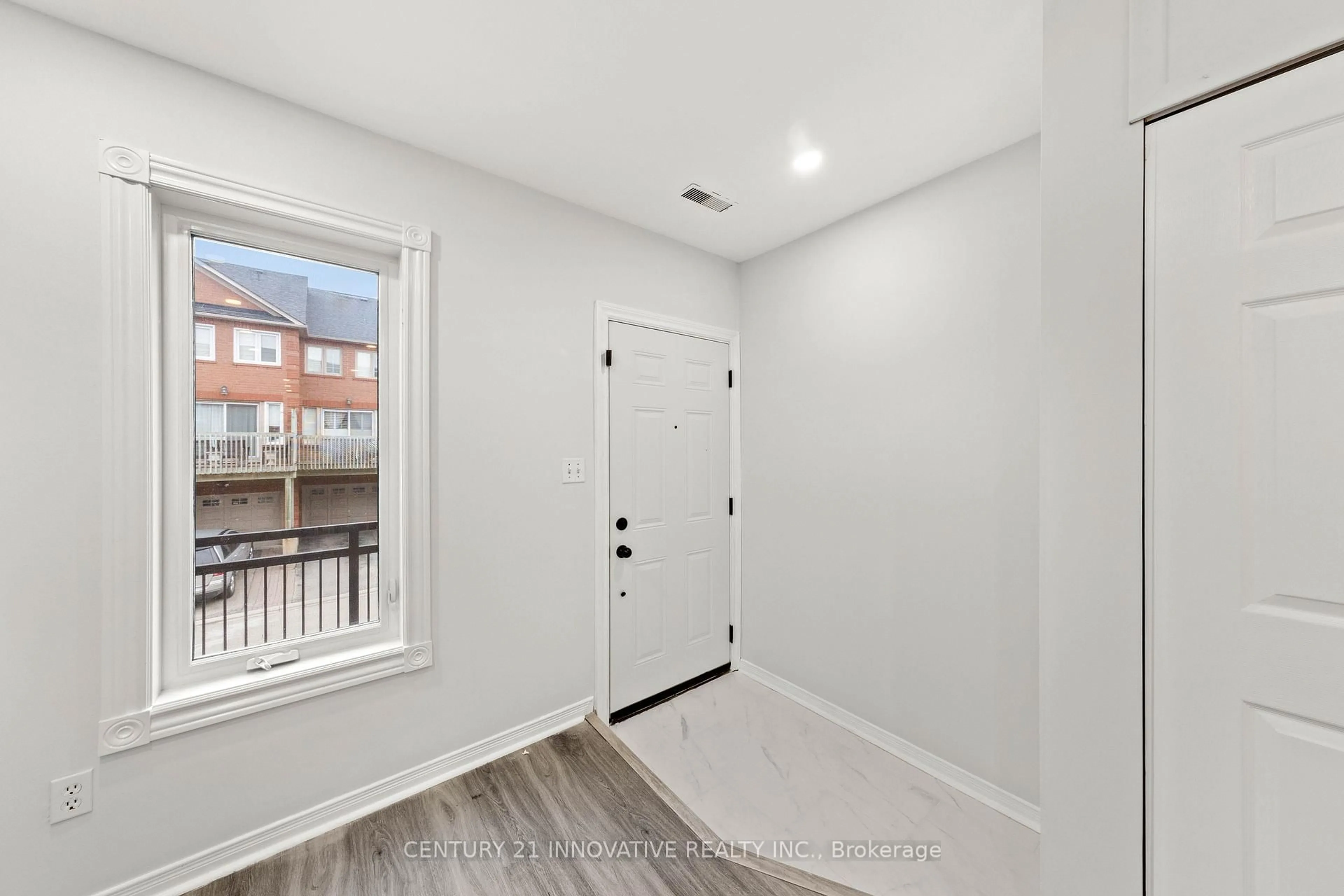 Indoor entryway for 3895 Doug Leavens Blvd #16, Mississauga Ontario L5N 7G1