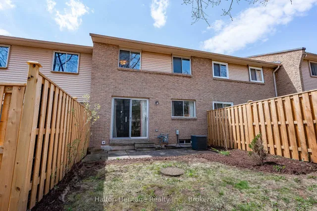 Additional property image - 1556 Lancaster Dr Unit 71