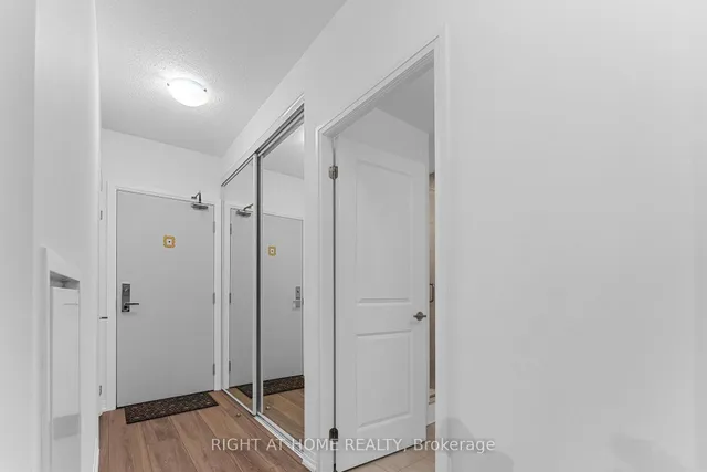 Additional image 23 of 59 Annie Craig Dr Unit 715