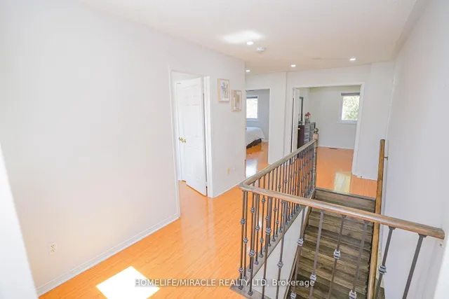 Additional property image - 23 Hollowgrove Blvd