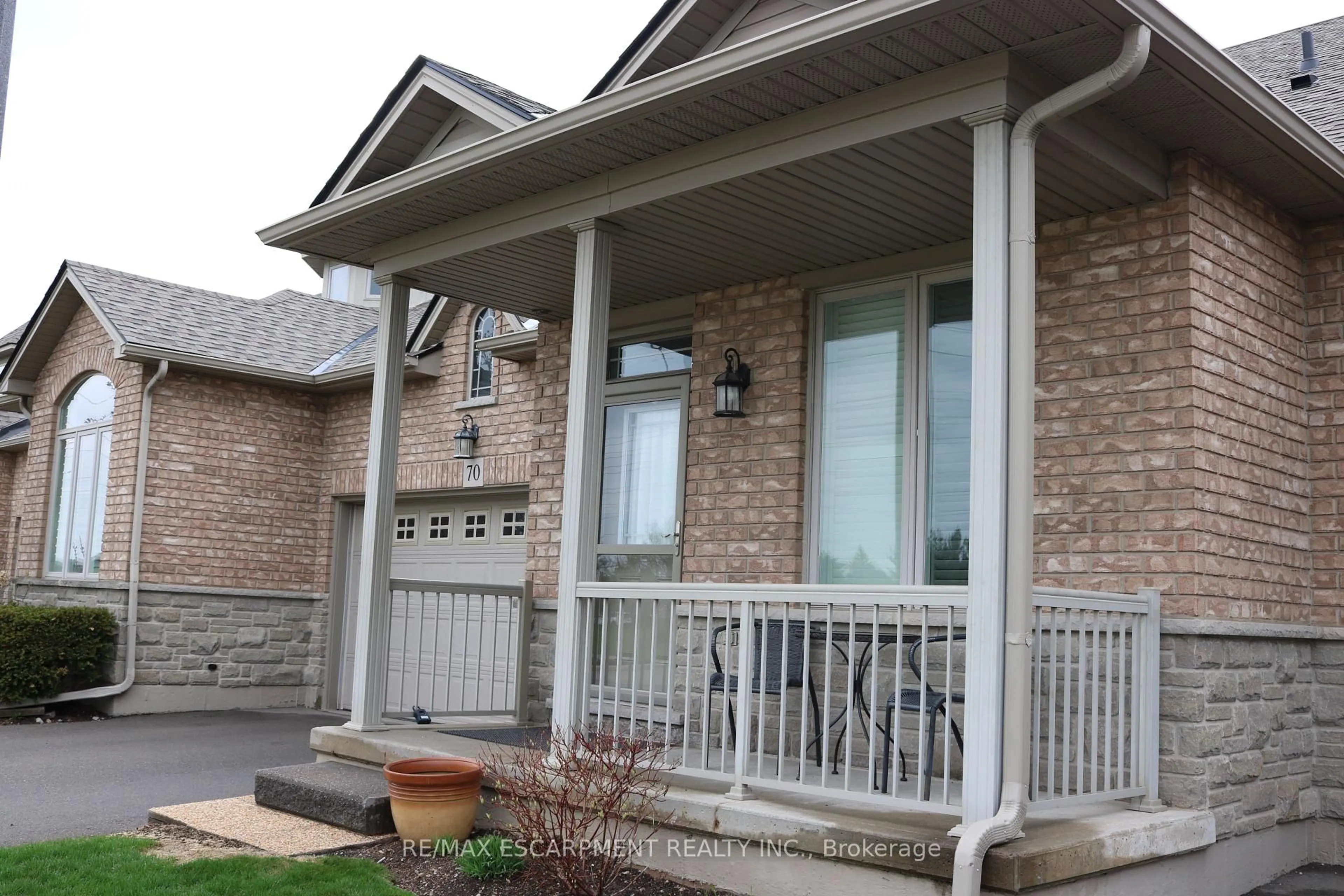 Unknown for 2165 Itabashi Way #70, Burlington Ontario L7M 0A2
