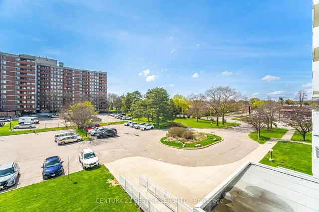 Additional property image - 151 La Rose Ave Unit 306