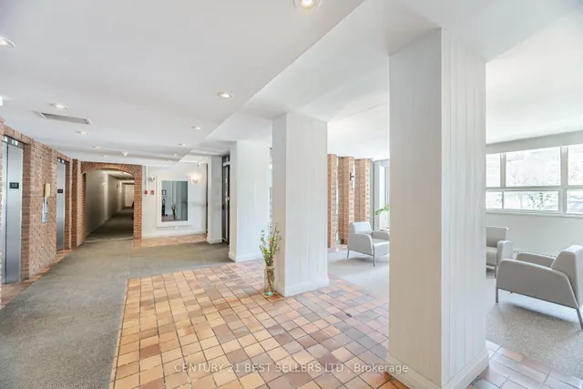 Additional property image - 151 La Rose Ave Unit 306