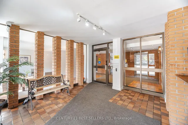 Additional property image - 151 La Rose Ave Unit 306