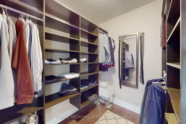 Additional property image - 1310 Golden Meadow Tr