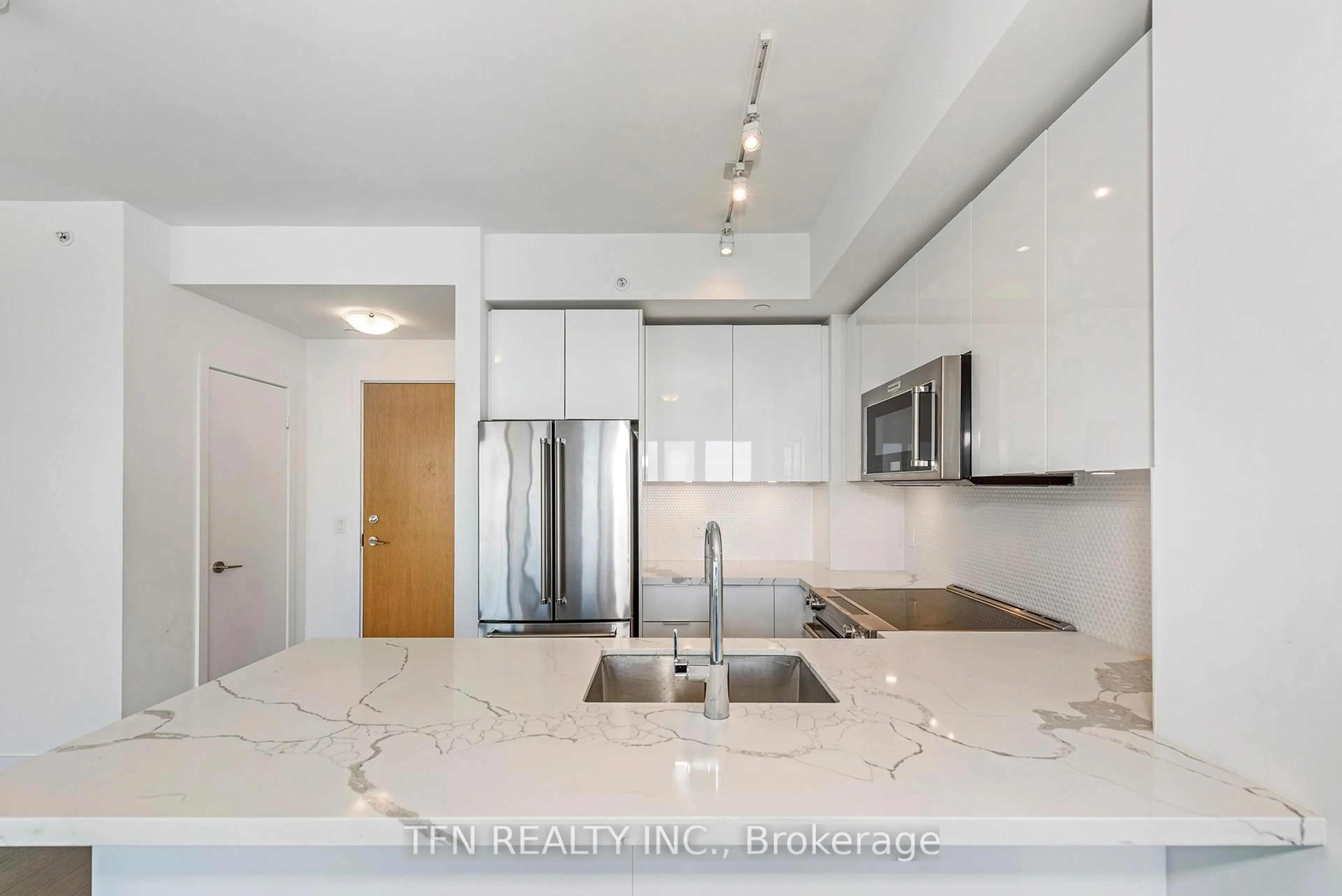Unknown for 30 Shore Breeze Dr #5708, Toronto Ontario M8V 0J1