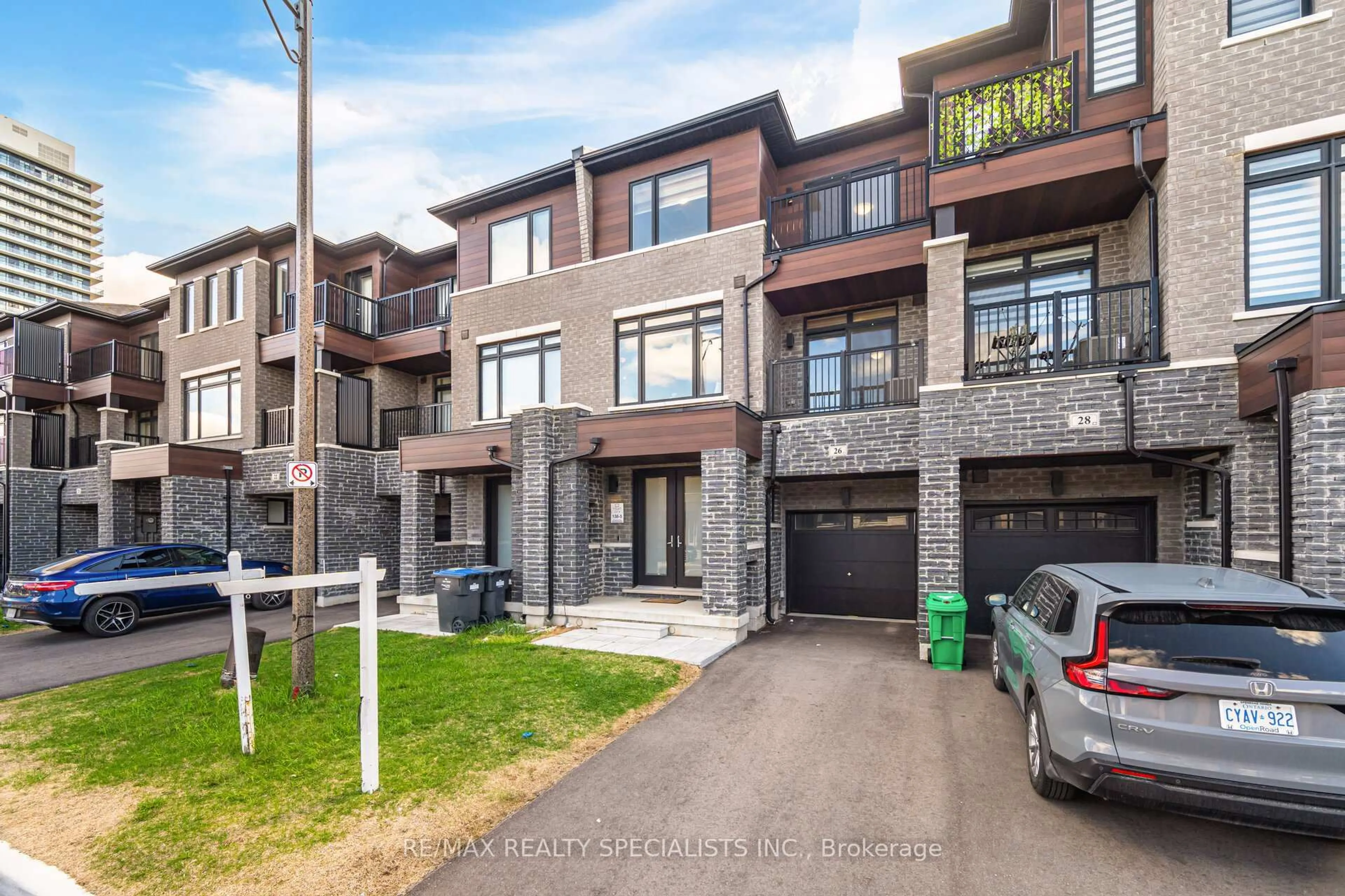 Unknown for 26 Haydrop Rd, Brampton Ontario L6P 4P2
