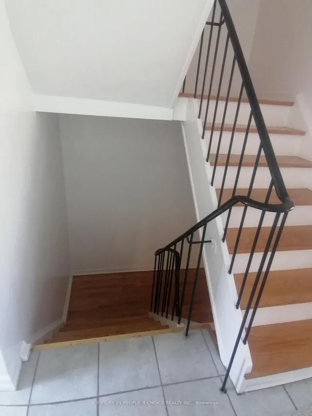 Additional property image - 17 Gosford Blvd Unit 9