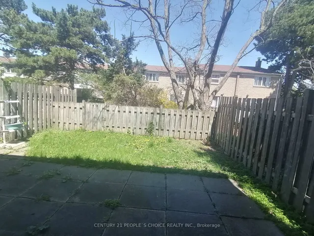 Additional property image - 17 Gosford Blvd Unit 9