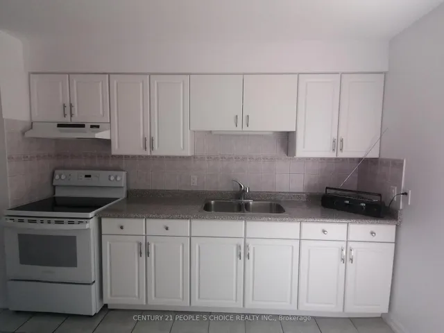 Additional property image - 17 Gosford Blvd Unit 9