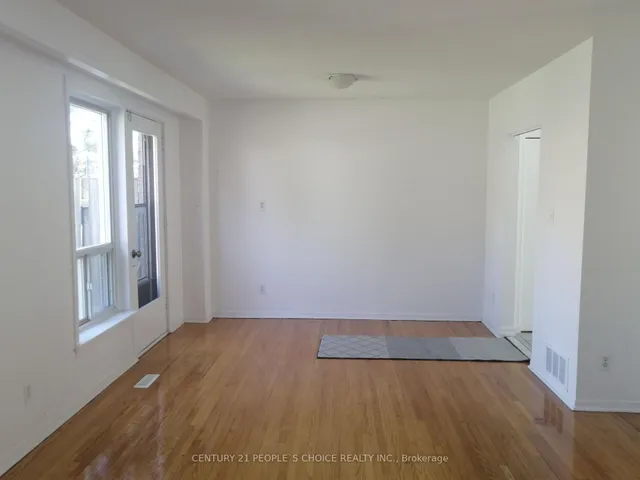 Additional property image - 17 Gosford Blvd Unit 9