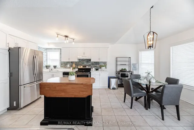 Additional property image - 7405 Banffshire Crt